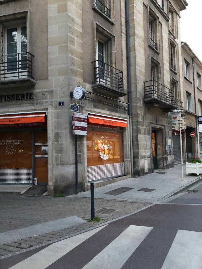 Toul superbe appartement plein centre Extérieur photo