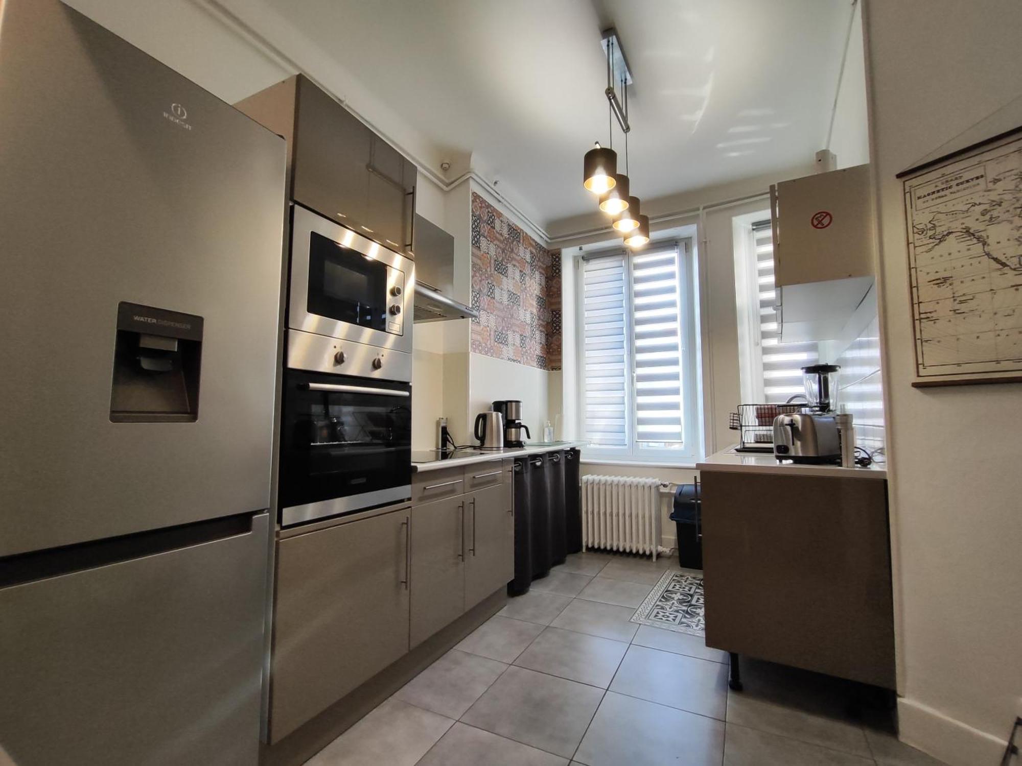 Toul superbe appartement plein centre Extérieur photo