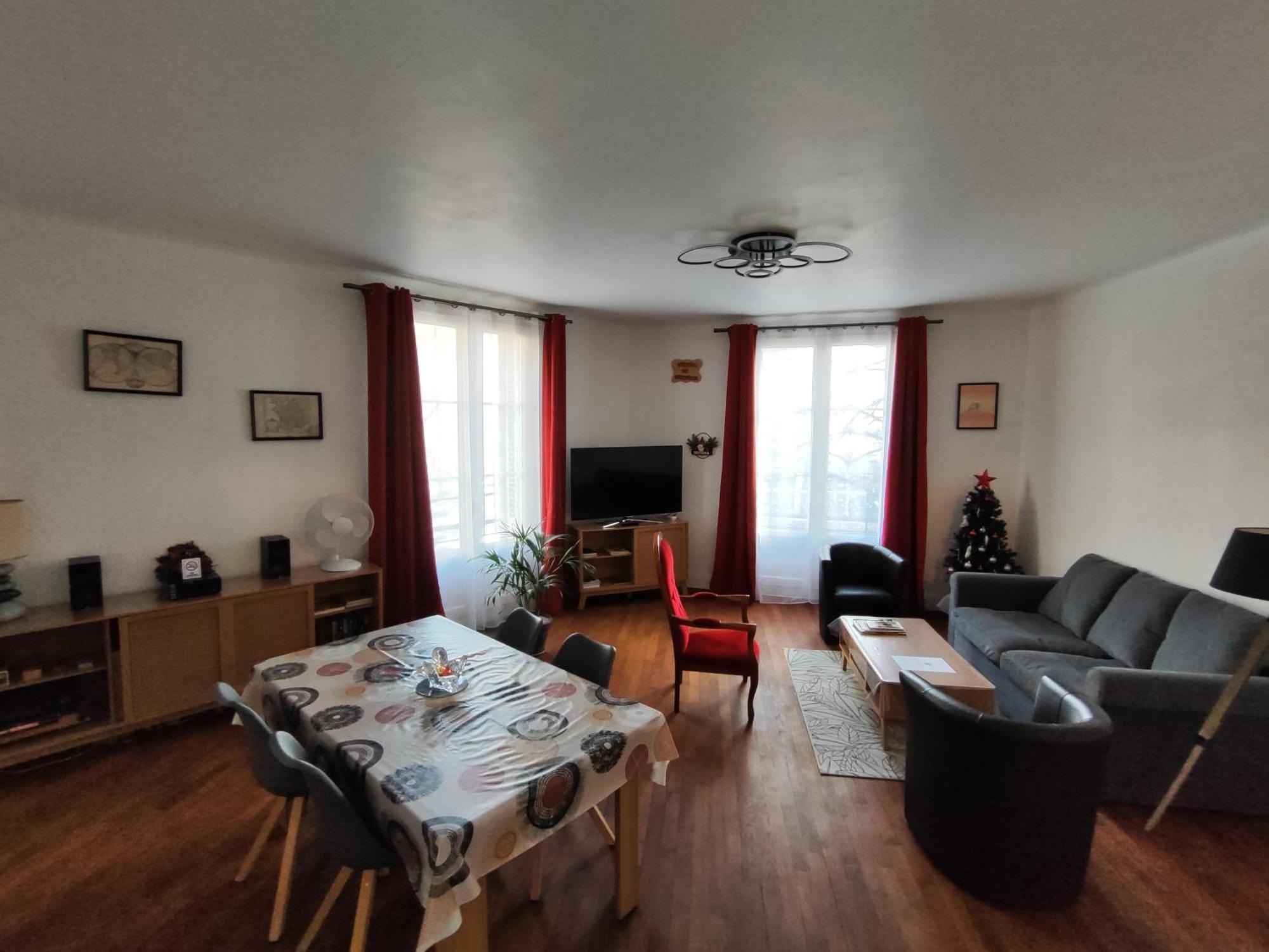 Toul superbe appartement plein centre Extérieur photo